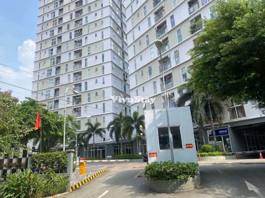 Thu Thiem Sky apartment for rent, 5-star hotel furniture, river view.5