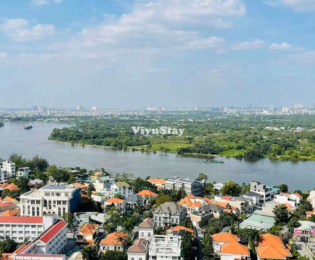 Thu Thiem Sky apartment for rent, 5-star hotel furniture, river view.5