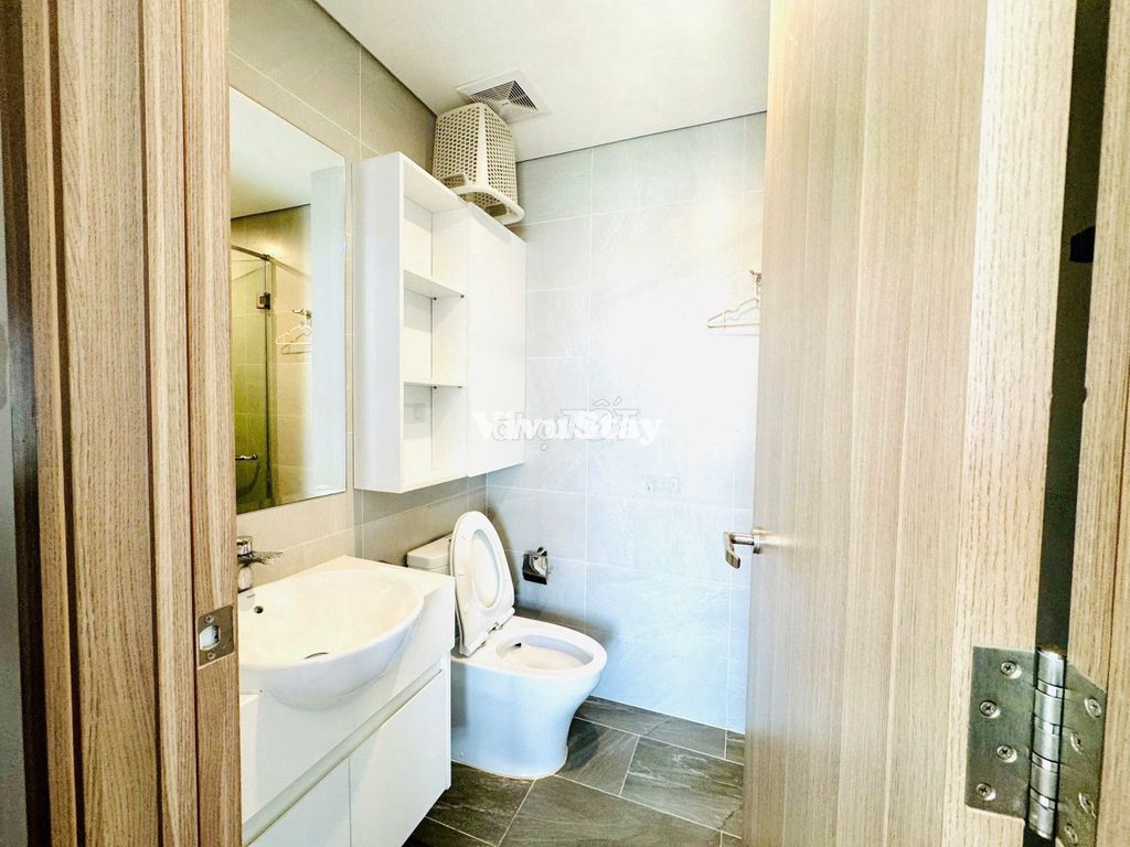 Căn 3PN nội thất mới, View Landmark, ngắm pháo hoa, ĐN mát chỉ 12tr5